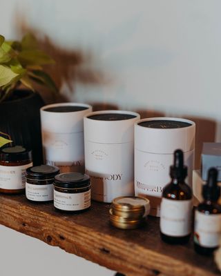 Custom Hot Sale Cosmetic Perfume Bottle Essential Oil Bottle Paper Tube Round Cylinder Cardboard Packaging Tubes for Perfume